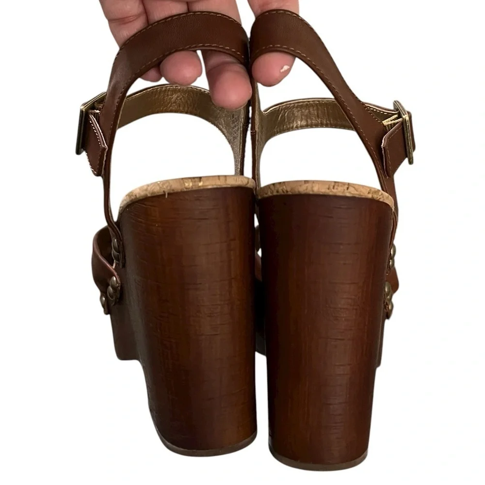 Korks Dawson brown faux leather studded wedge wood sandals boho